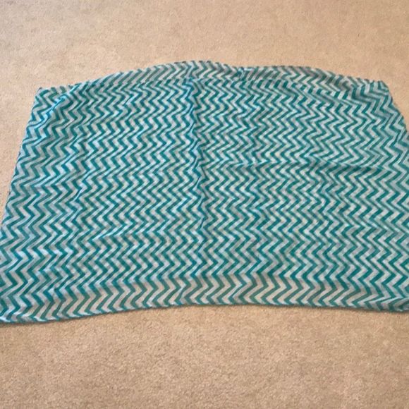 Chevron infinity scarf - Picture 1 of 2